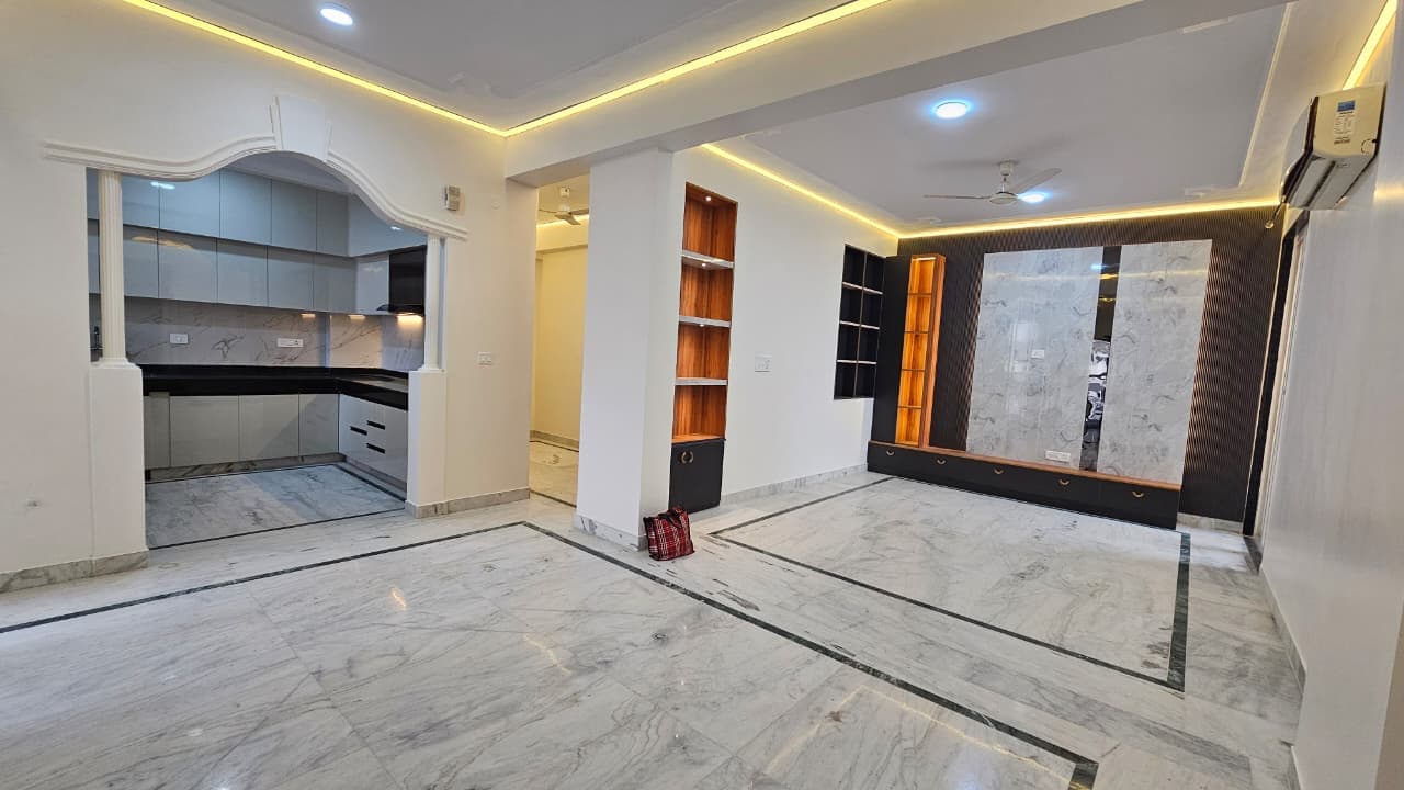 3BHK fully renovated flat with full amenities opp. DPS school